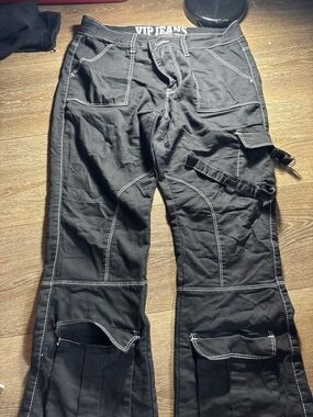 VIP Black Wide-Leg Cargo Jeans with White Contrast Stitching
